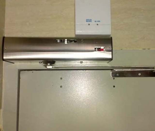 電動(dòng)閉門器